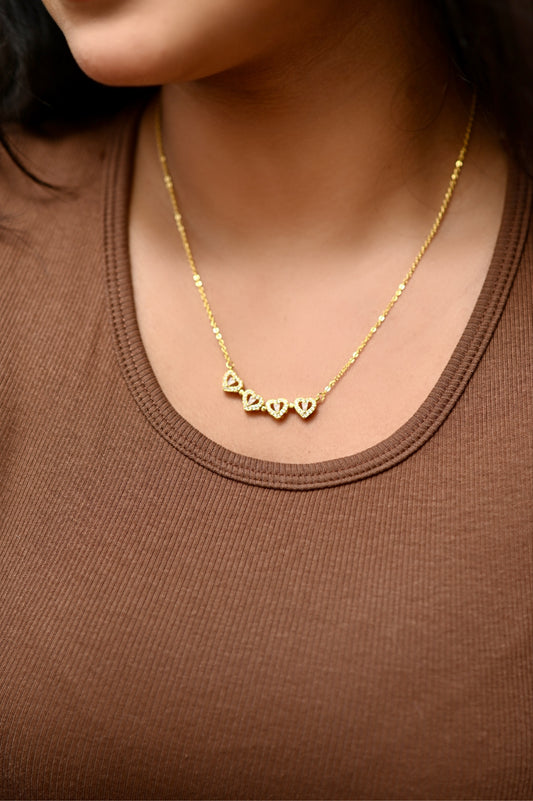 Retro magnetic folding heart shaped necklace (Gold)